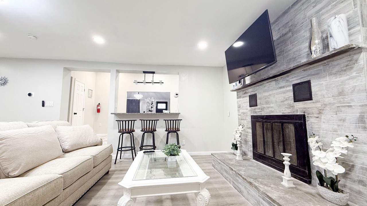 Photo of Bedroom in Montague