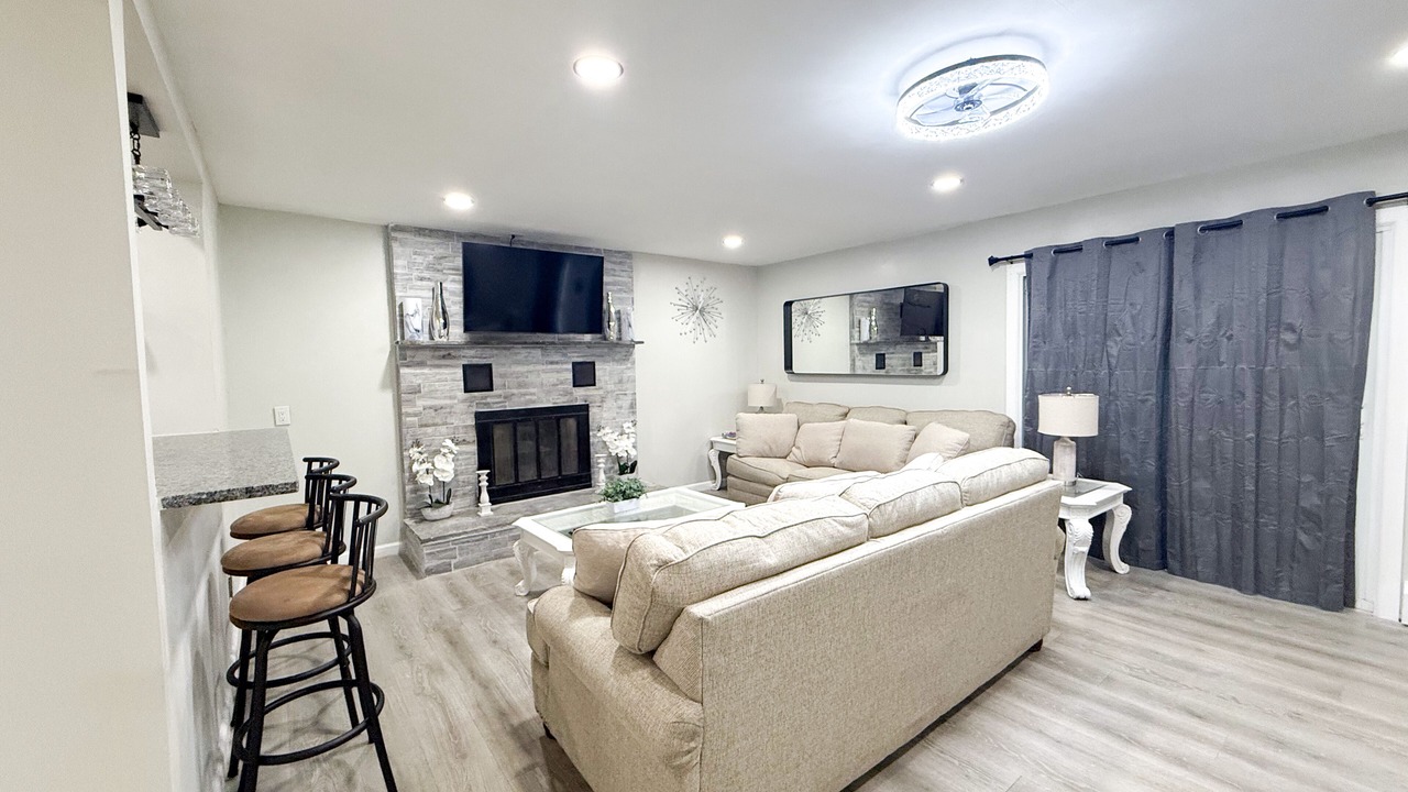 Photo of Bedroom in Montague