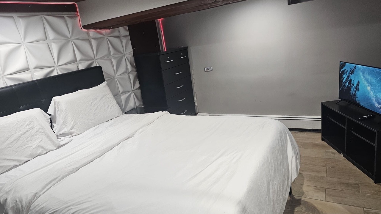 Photo of Bedroom in Hempstead