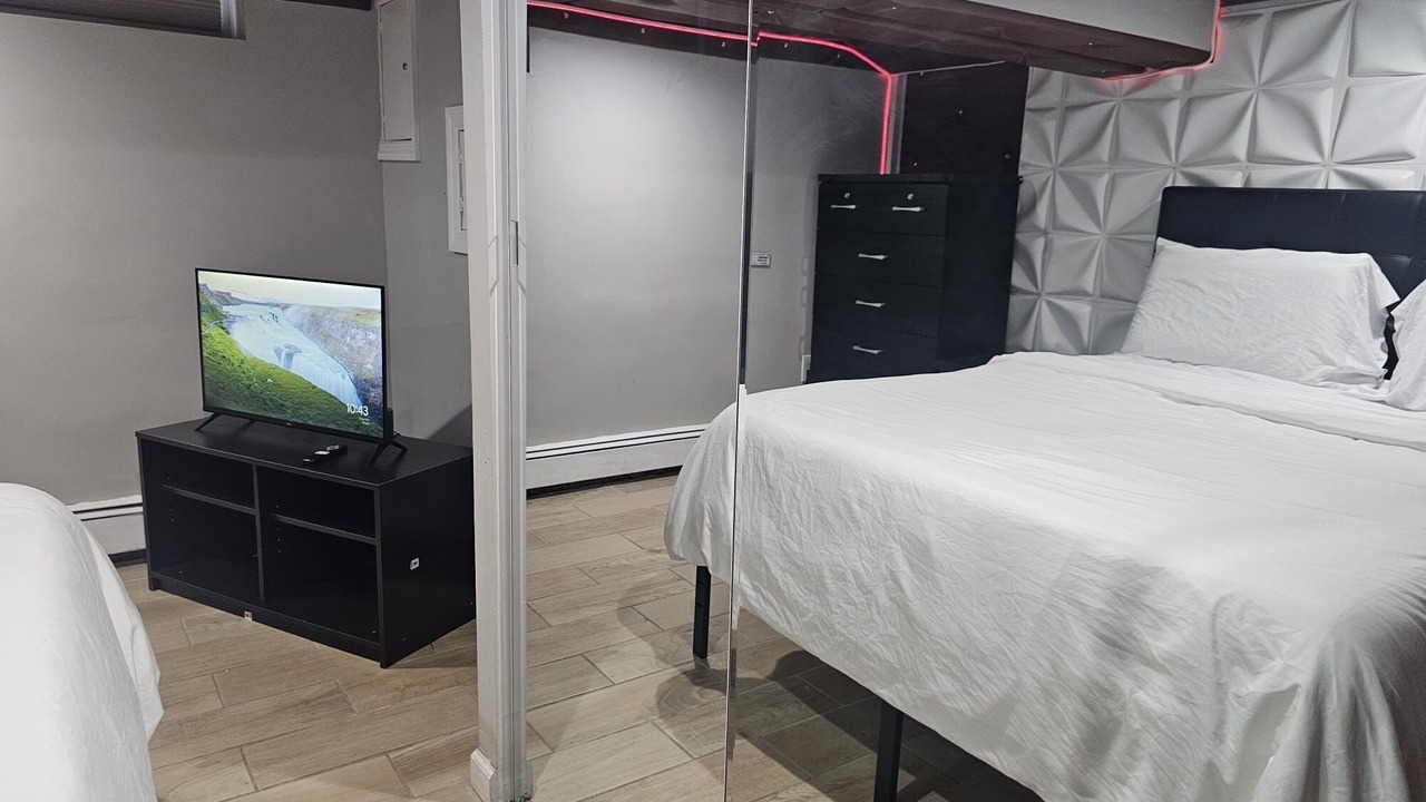 Photo of Bedroom in Hempstead