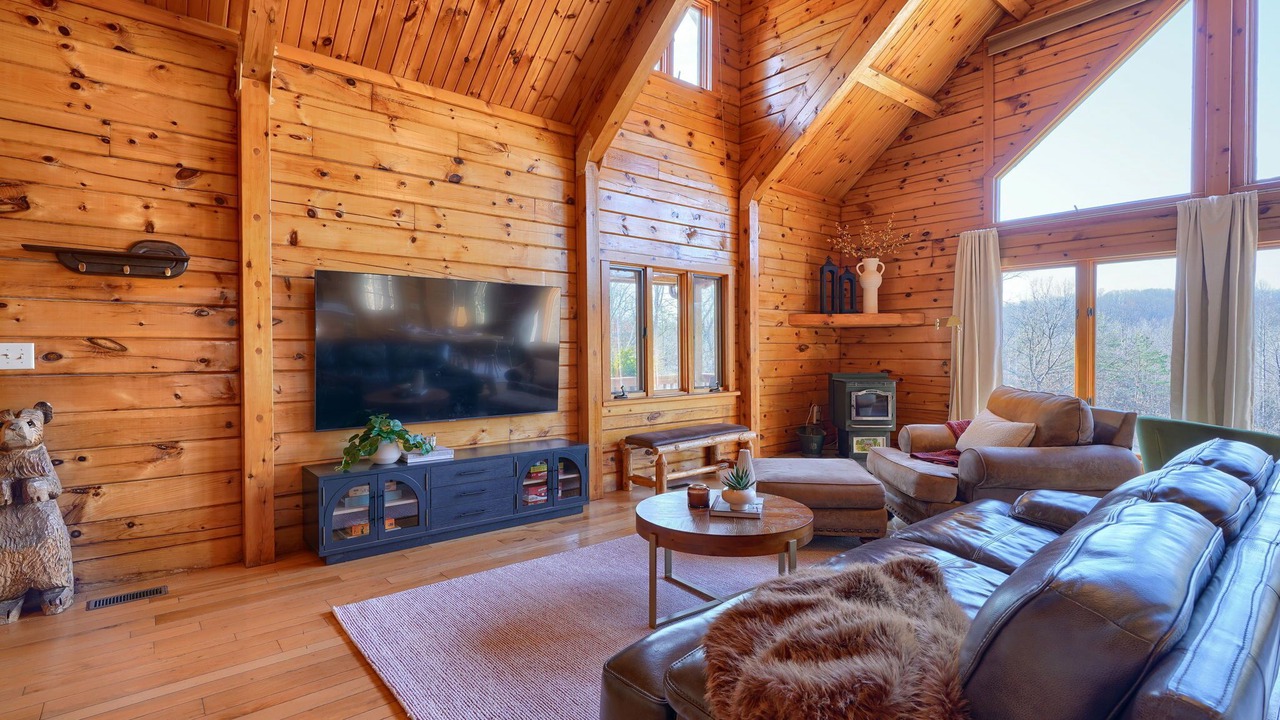 Photo of Bedroom in Creola