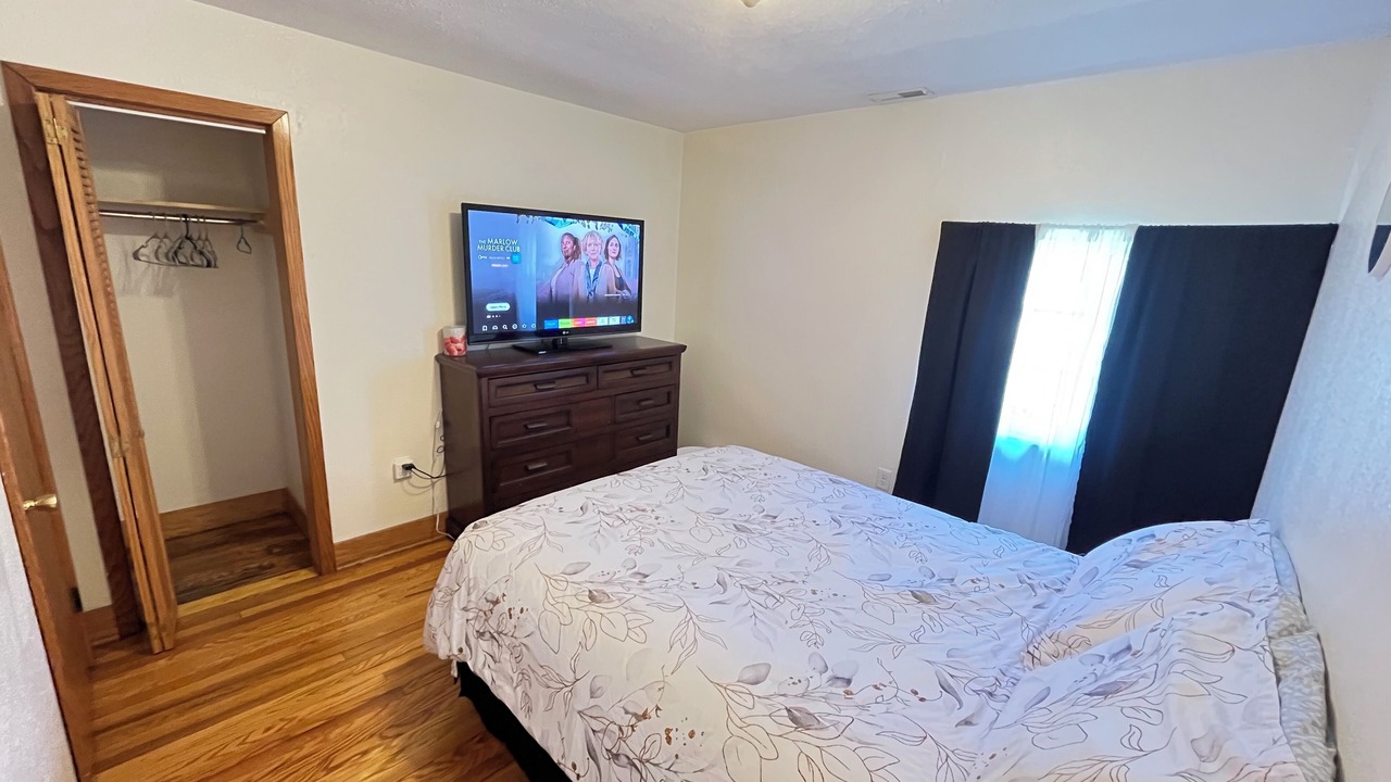 Photo of Bedroom in Cross Lanes