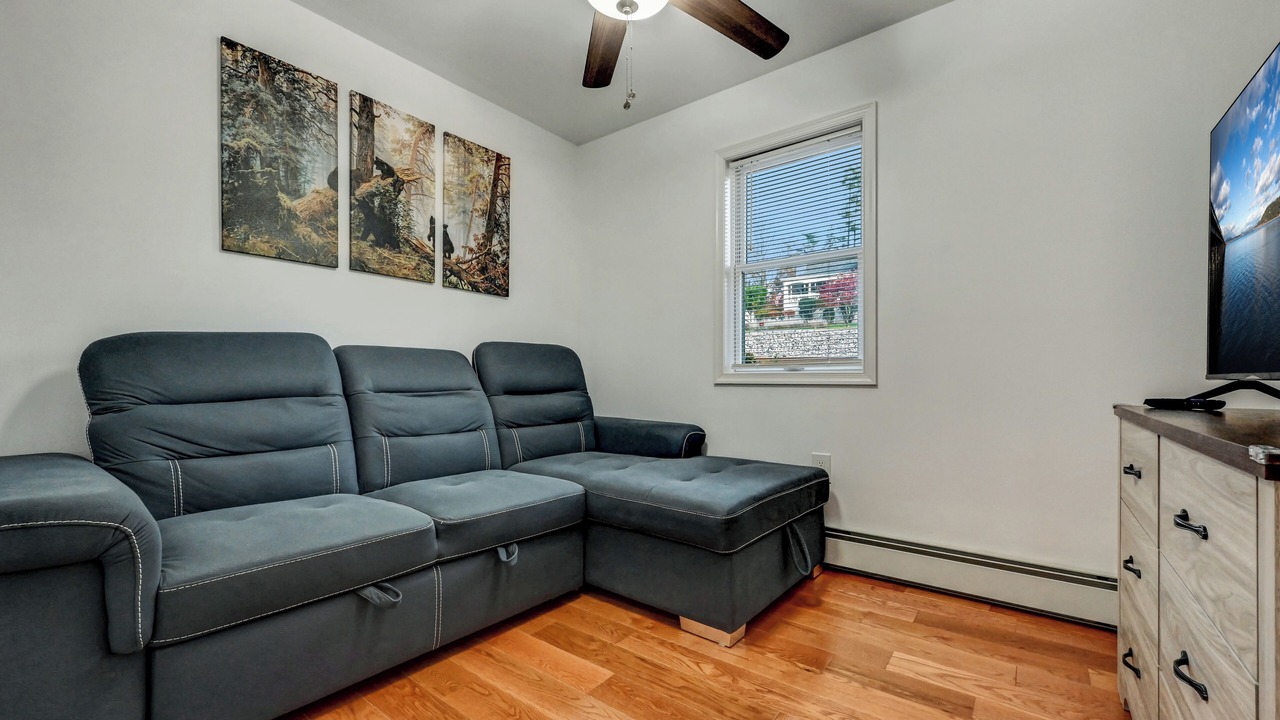 Photo of Livingroom in East Stroudsburg
