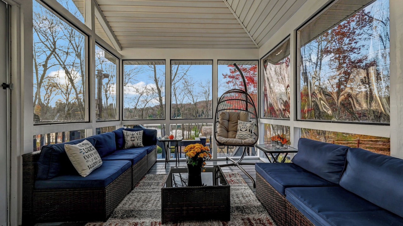Photo of Livingroom in East Stroudsburg