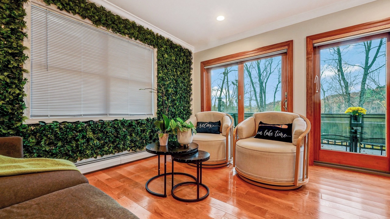 Photo of Livingroom in East Stroudsburg