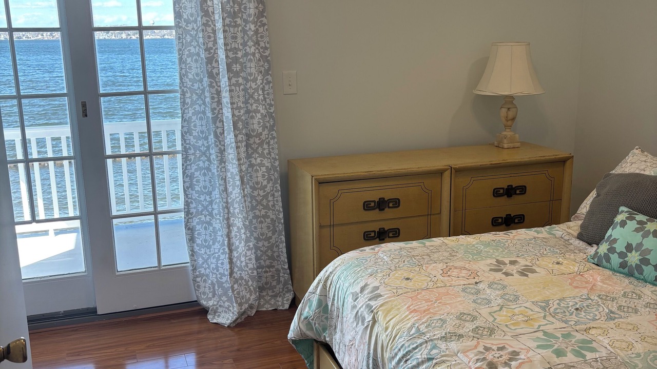 Photo of Bedroom in Ortley Beach