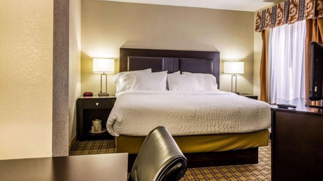 Photo of Bedroom in Cranberry Township