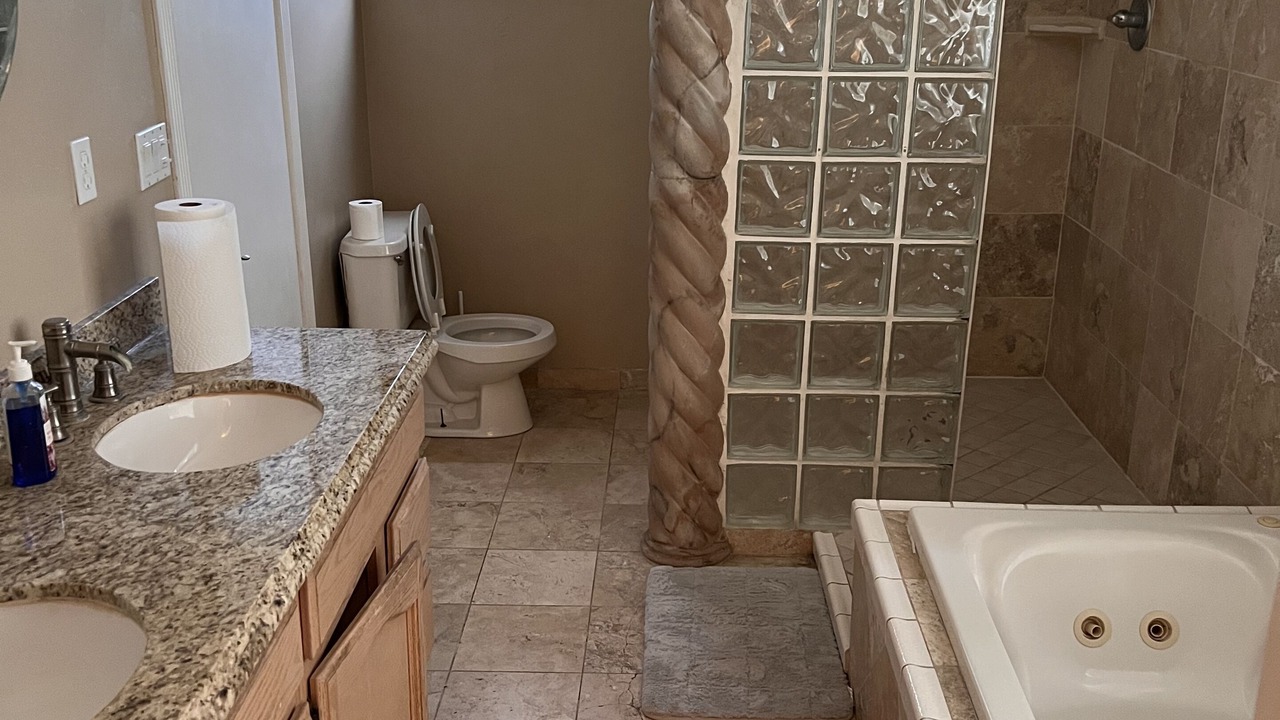 Photo of Bathroom in F. Q. Story