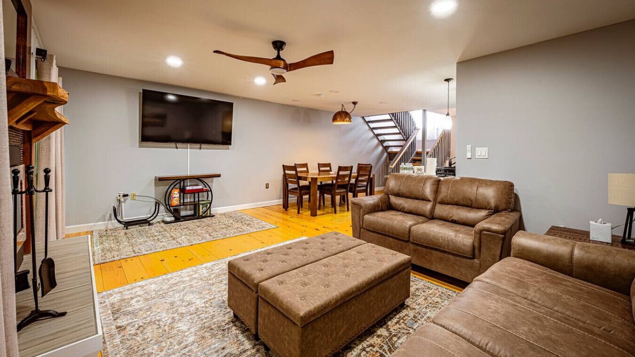 Photo of Livingroom in East Stroudsburg