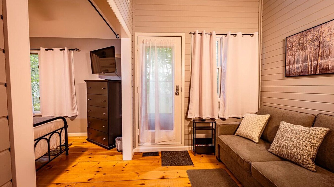 Photo of Livingroom in East Stroudsburg