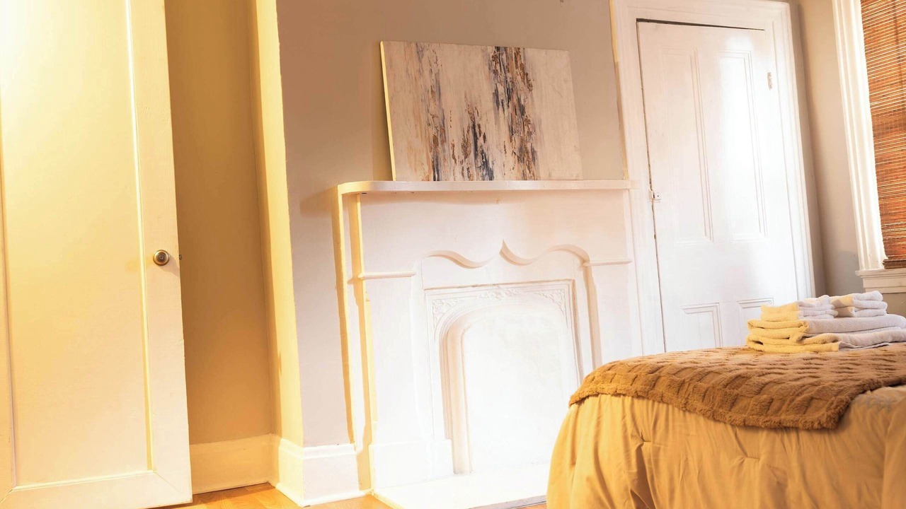Photo of Bedroom in Central Northside