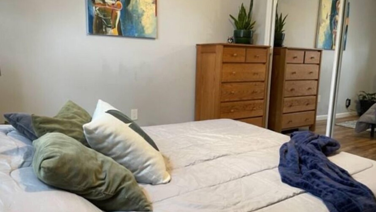 Photo of Bedroom in Keyport