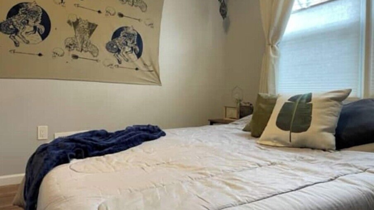 Photo of Bedroom in Keyport