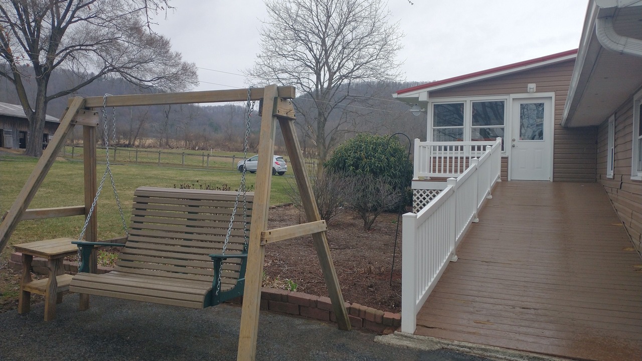 Photo of Patio Balcony in Fleming