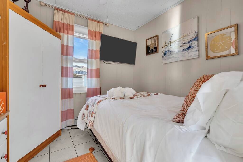 Photo of Bedroom in Ocean Gate