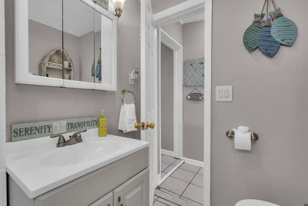 Photo of Bathroom in Ocean Gate