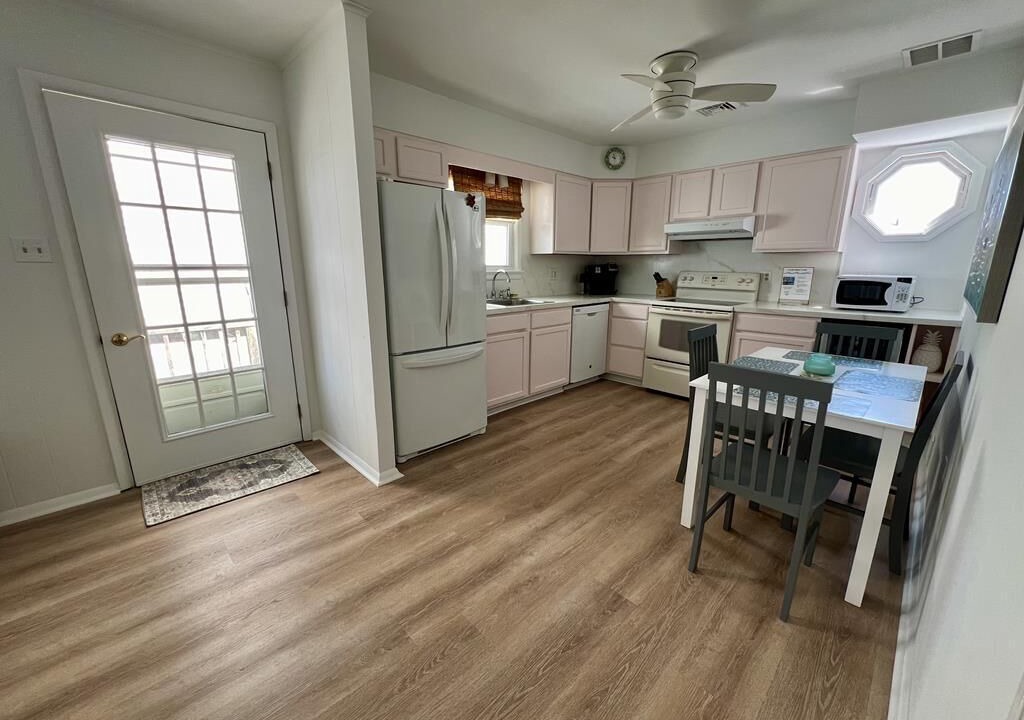 Photo of Kitchen in Townsend's Inlet
