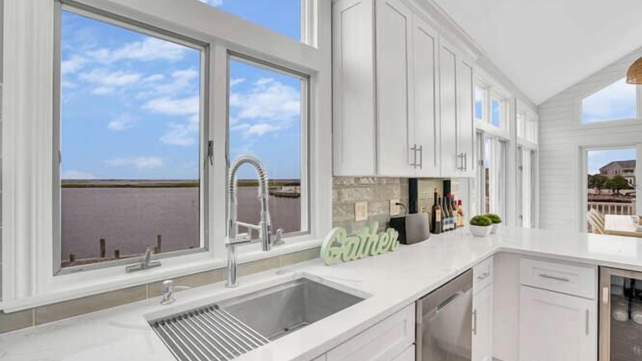 Photo of Kitchen in Ocean Beach III