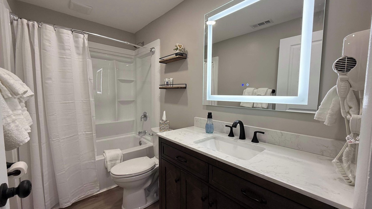 Photo of Bathroom in Roselawn Finance