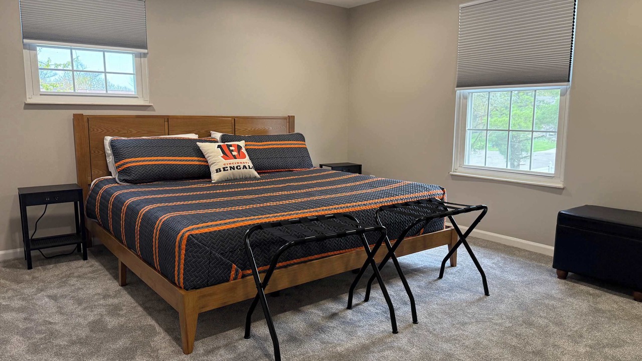 Photo of Bedroom in Roselawn Finance