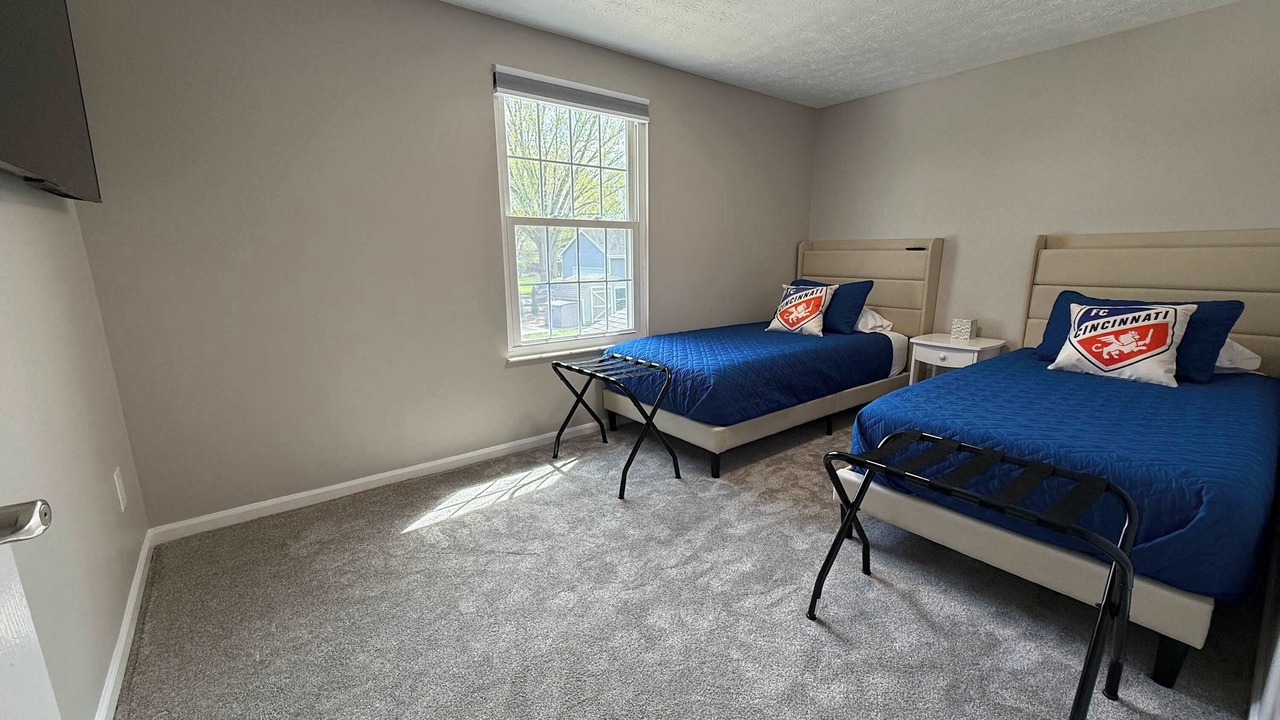 Photo of Bedroom in Roselawn Finance