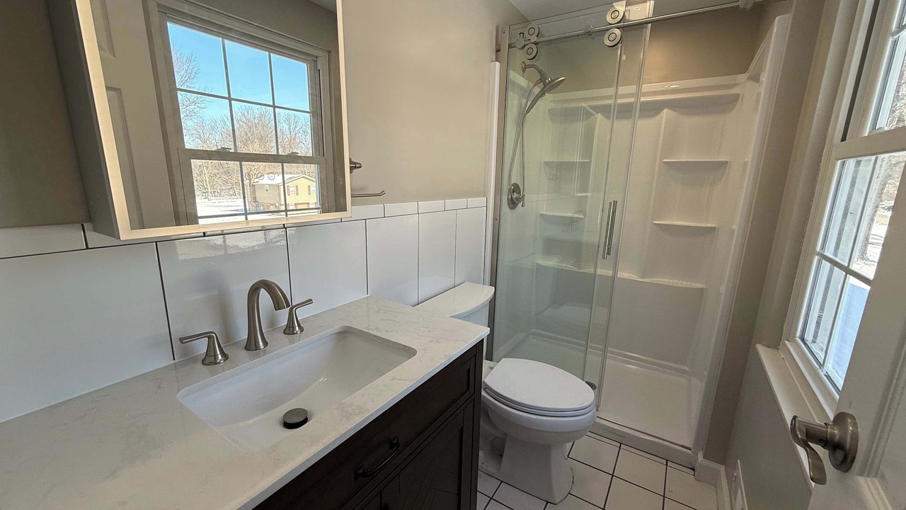 Photo of Bathroom in Roselawn Finance