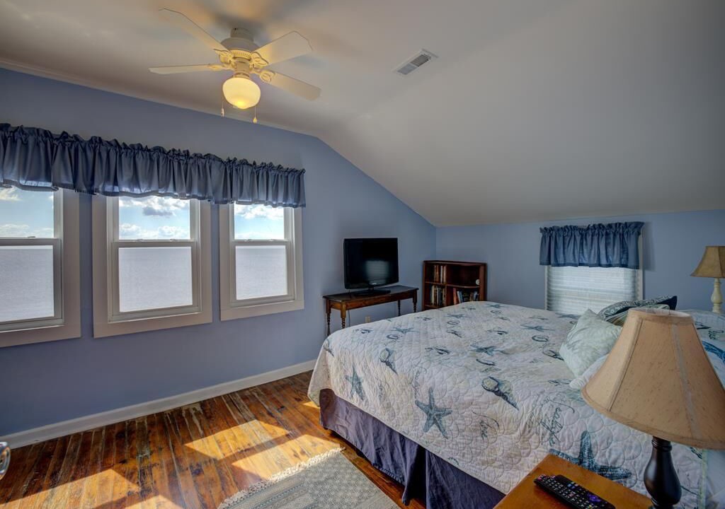 Photo of Bedroom in Goshen