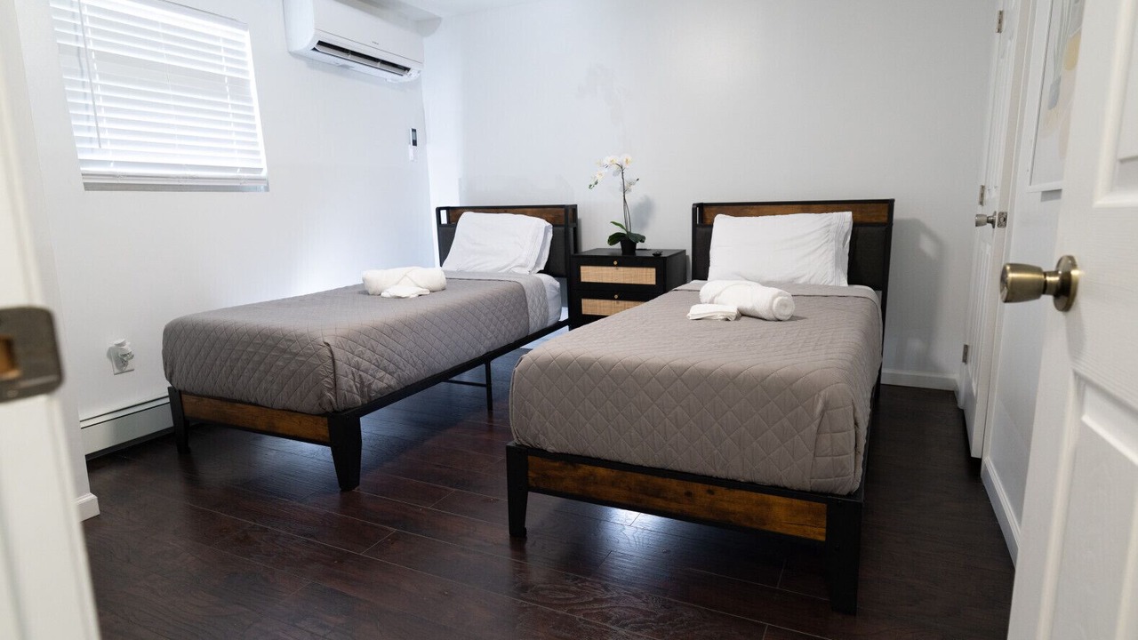 Photo of Bedroom in Union City