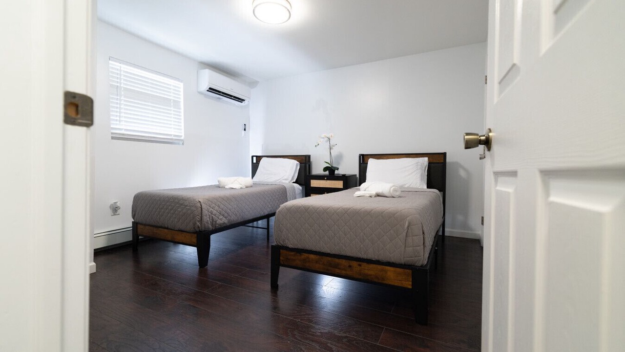 Photo of Bedroom in Union City
