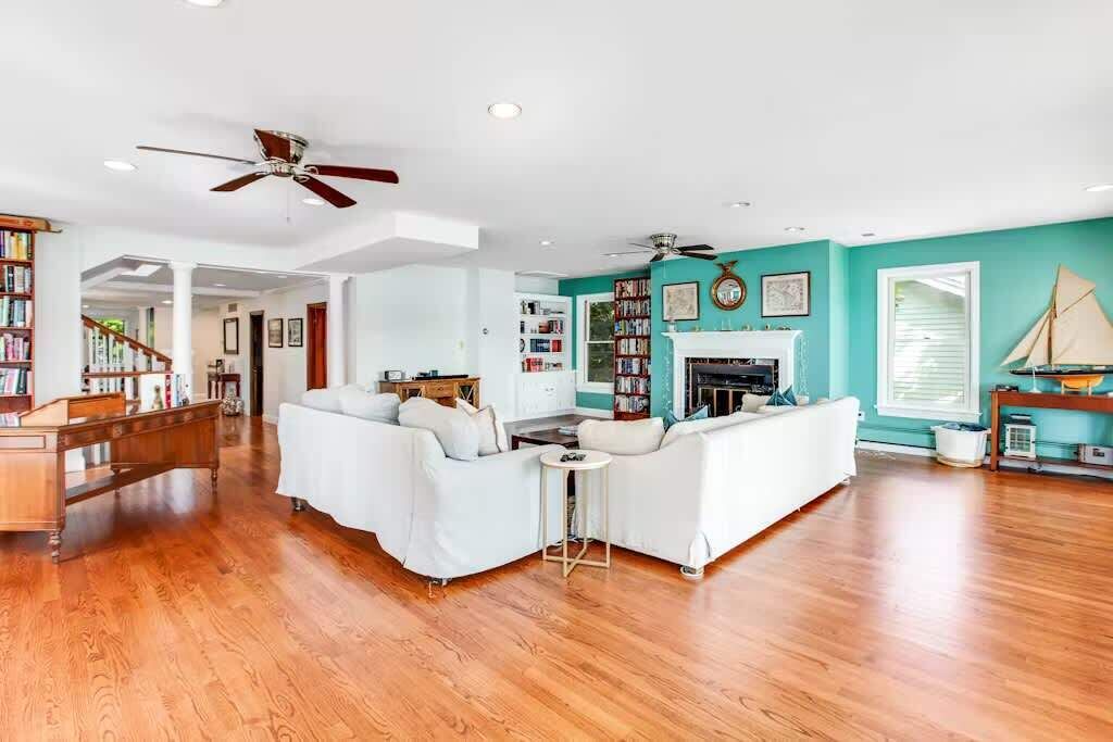 Photo of Livingroom in Annapolis