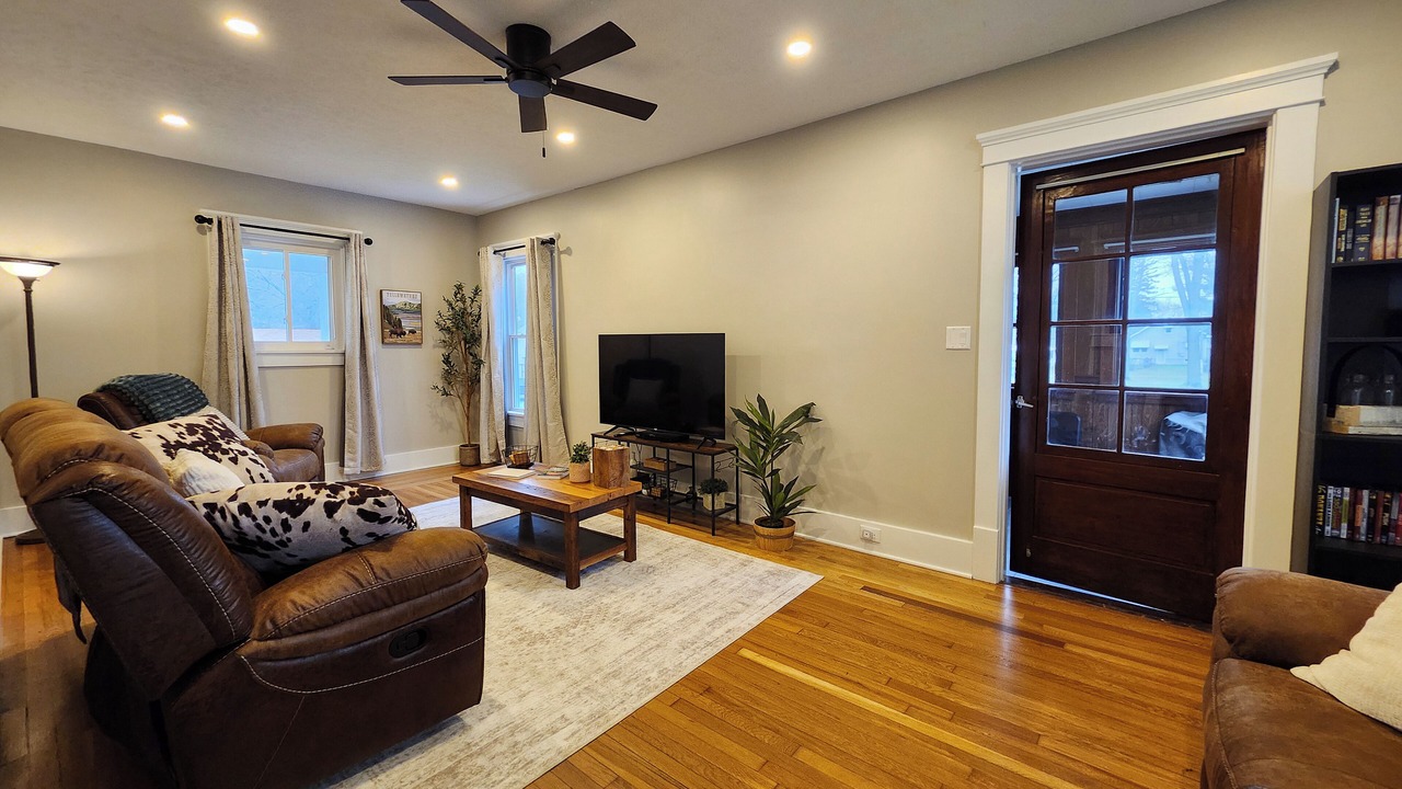 Photo of Bedroom in Elyria