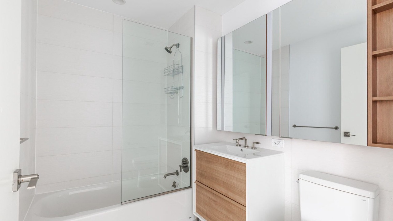 Photo of Bathroom in Greenpoint