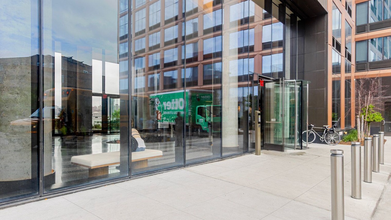 Photo of Outdoor in Greenpoint