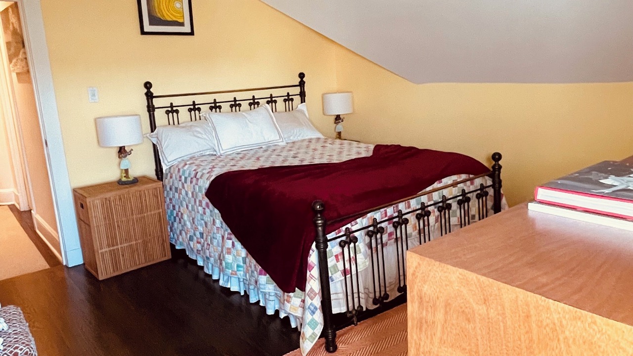 Photo of Bedroom in Spring Lake