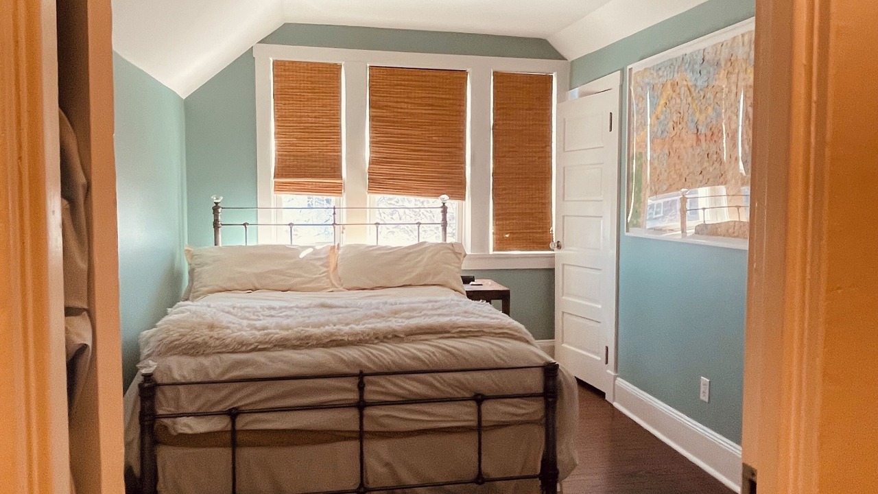 Photo of Bedroom in Spring Lake