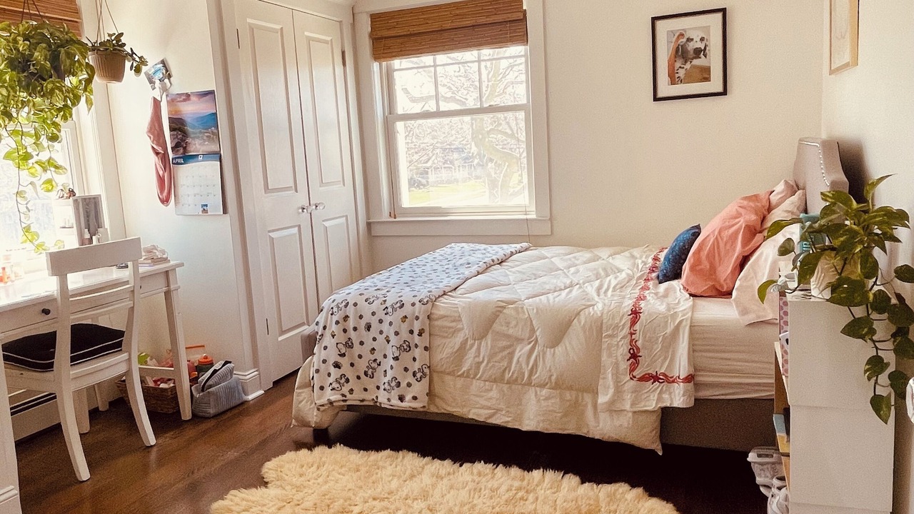Photo of Bedroom in Spring Lake