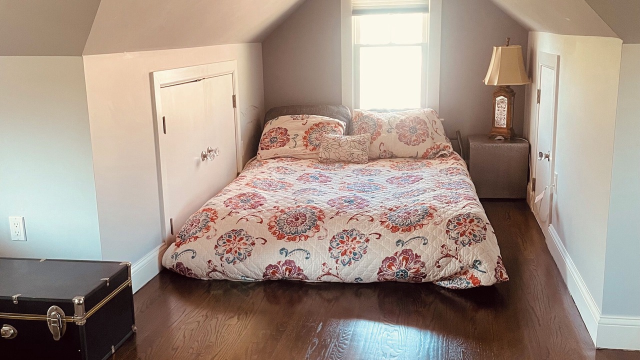 Photo of Bedroom in Spring Lake