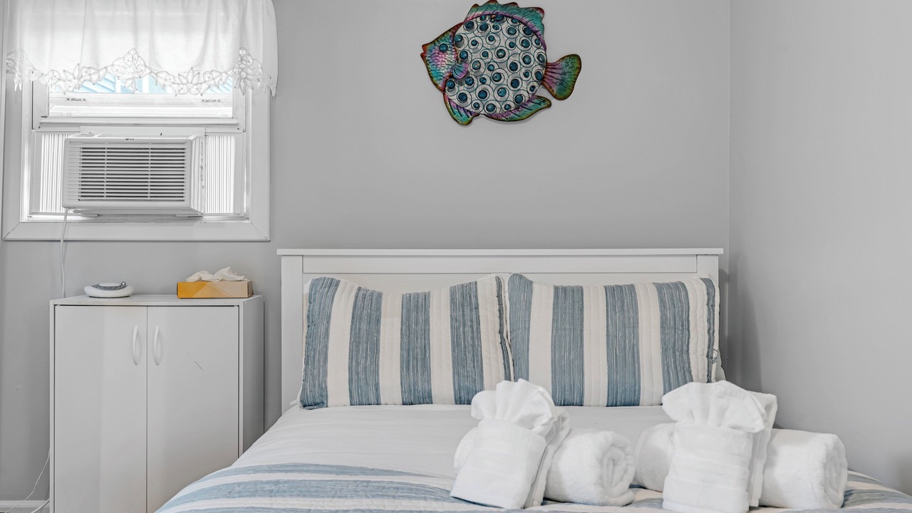Photo of Bedroom in Wall