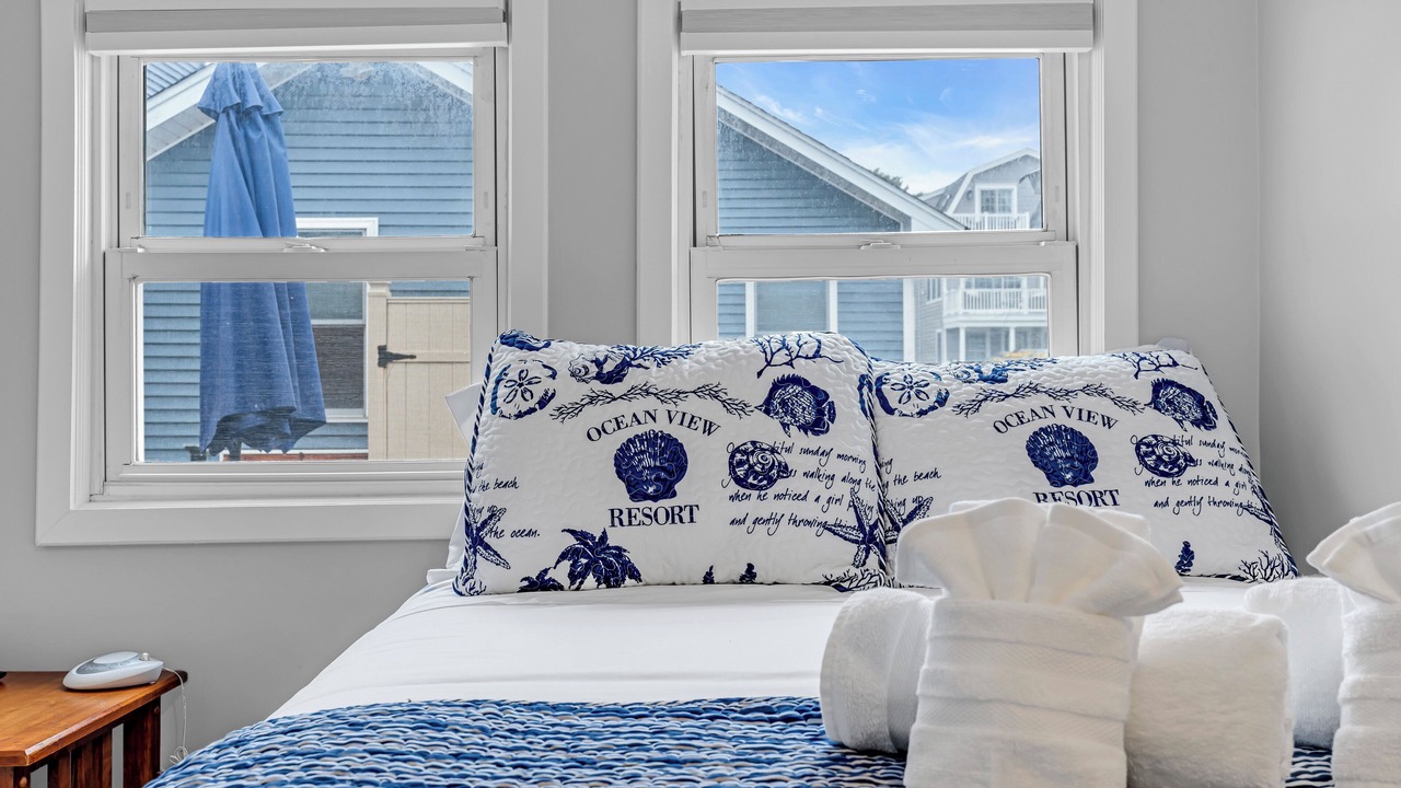 Photo of Bedroom in Wall
