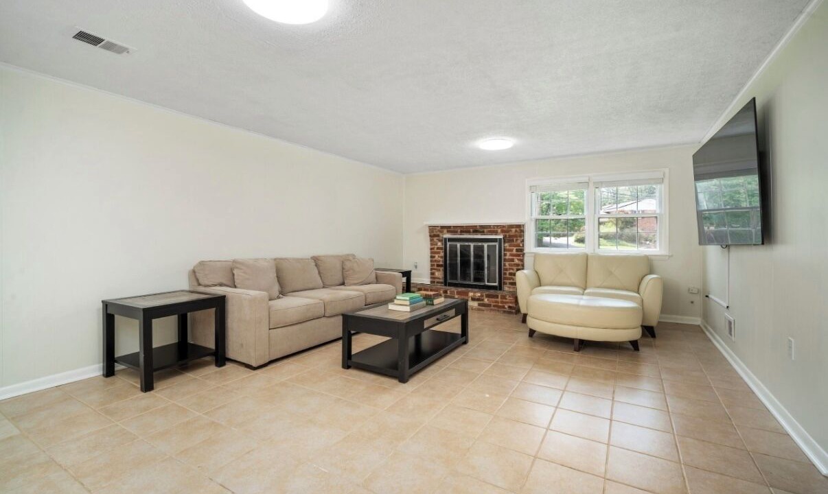 Photo of Livingroom in Colesville