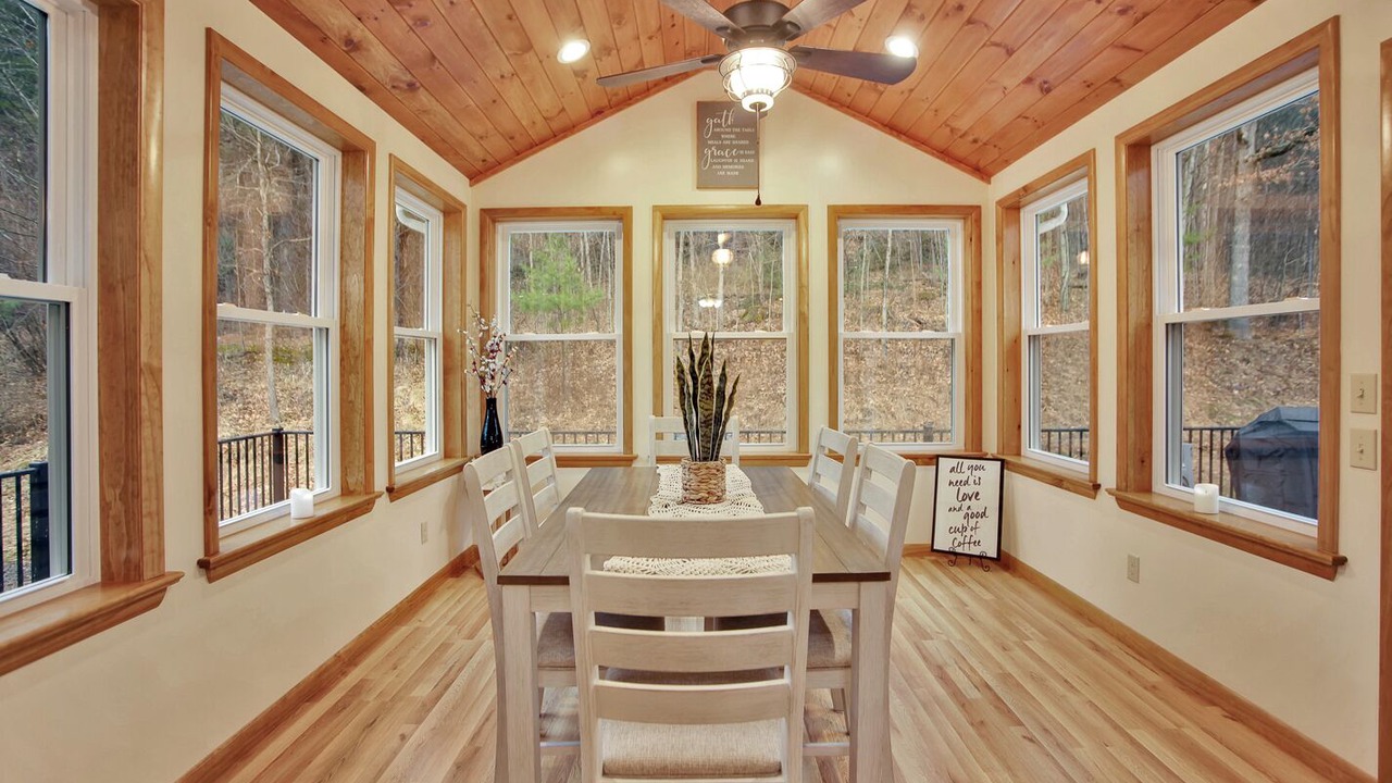 Photo of Bedroom in Mainesburg