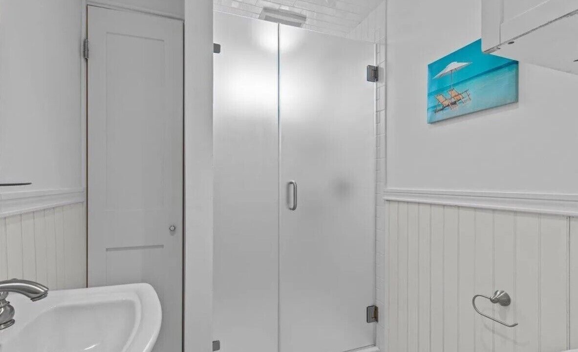 Photo of Bathroom in Normandy Beach