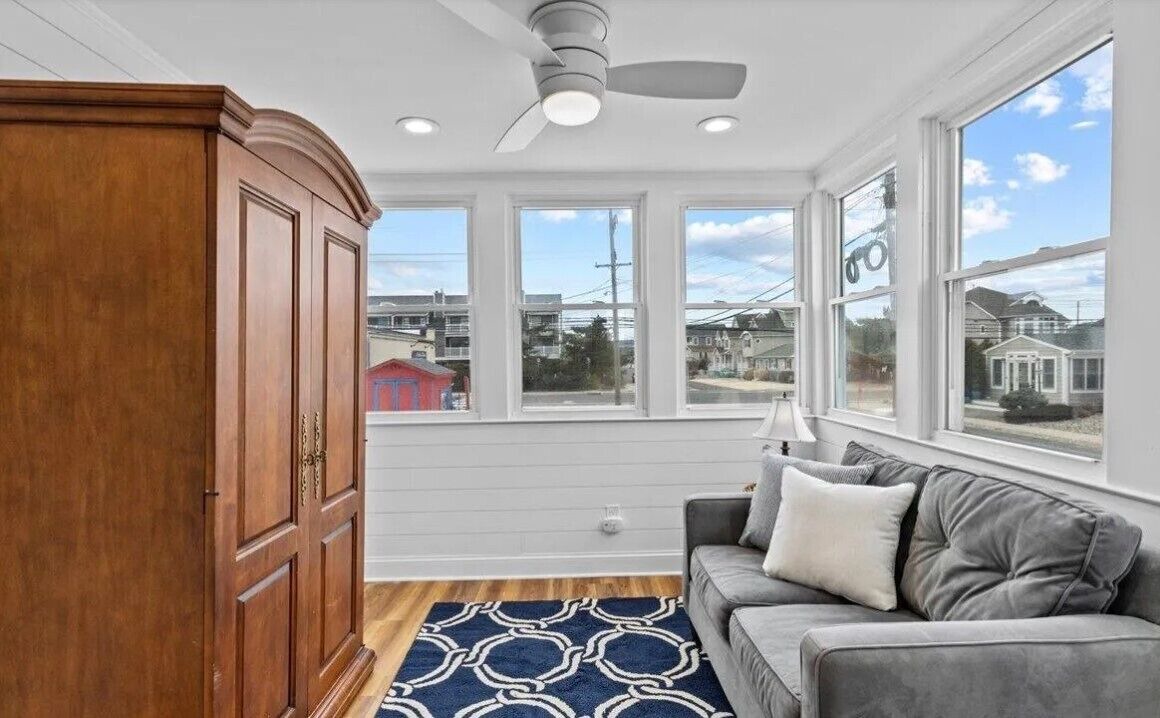 Photo of Livingroom in Normandy Beach