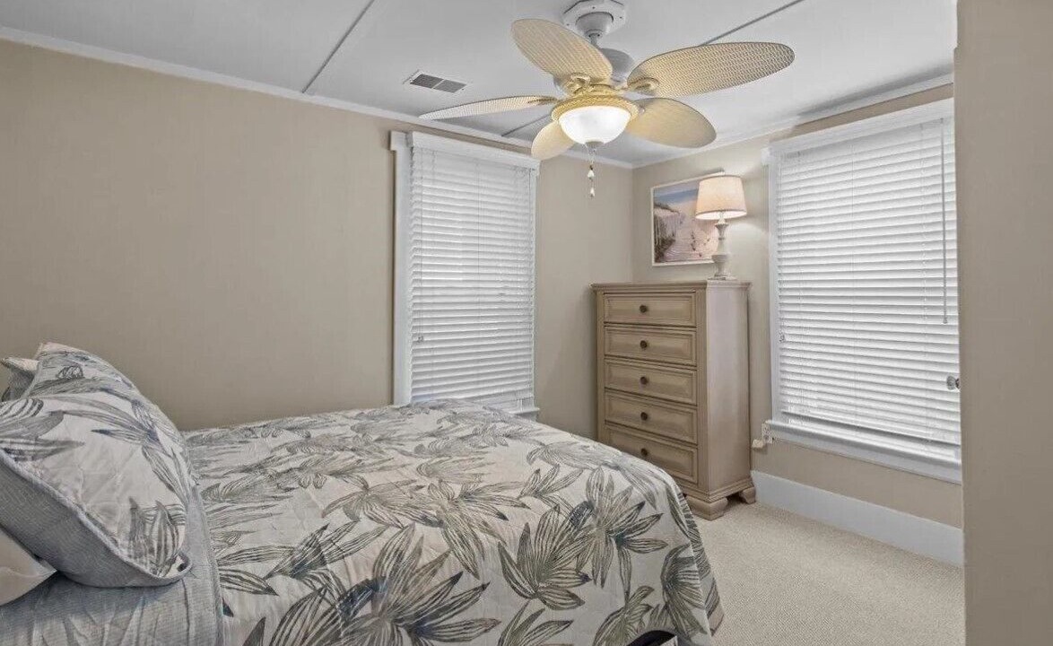 Photo of Bedroom in Normandy Beach