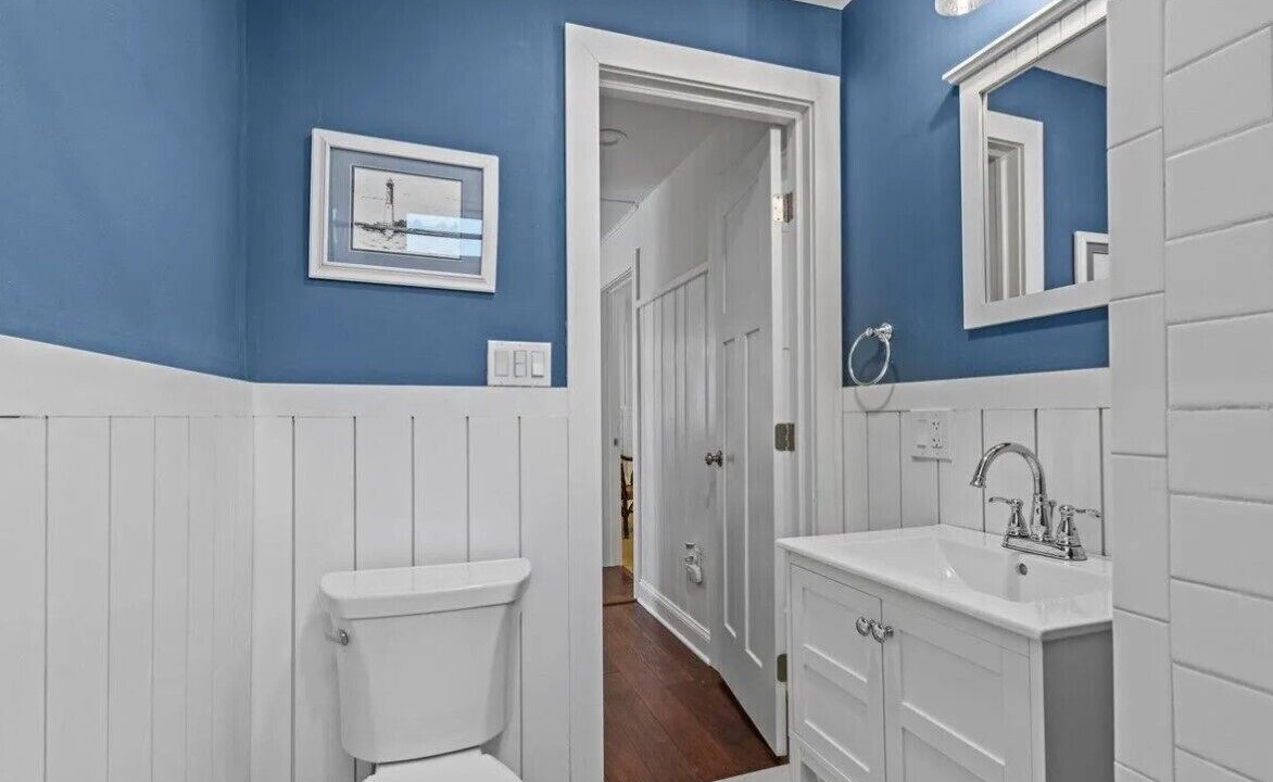 Photo of Bathroom in Normandy Beach
