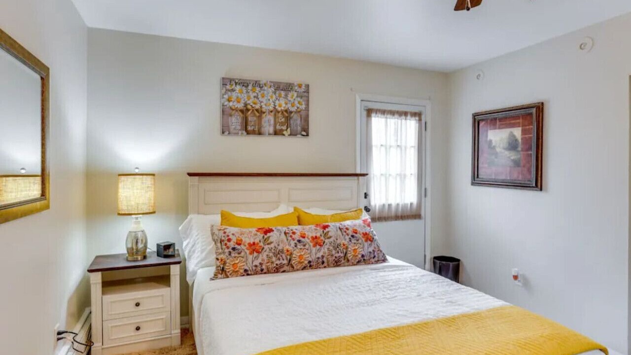 Photo of Bedroom in Lewisburg