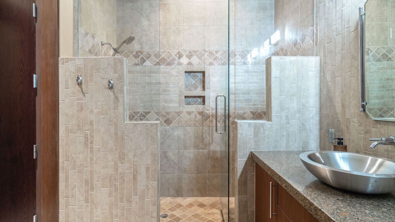 Photo of Bathroom in Old City