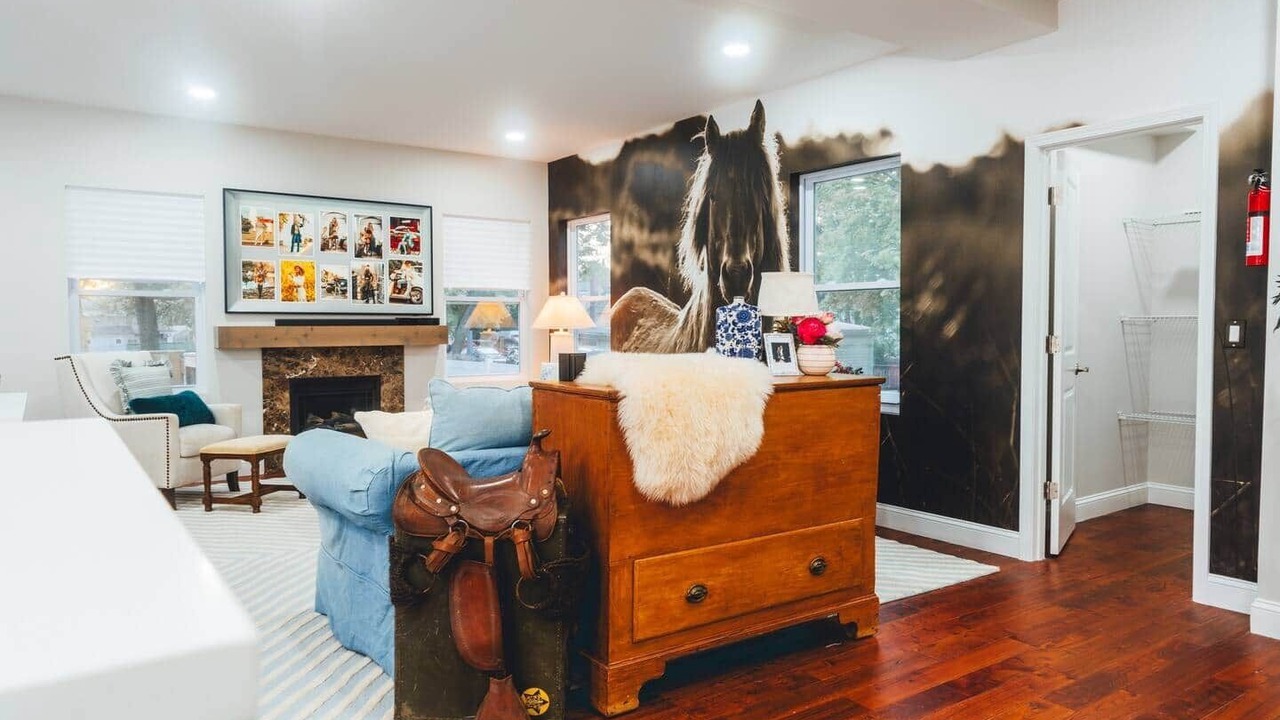 Photo of Livingroom in Long Branch