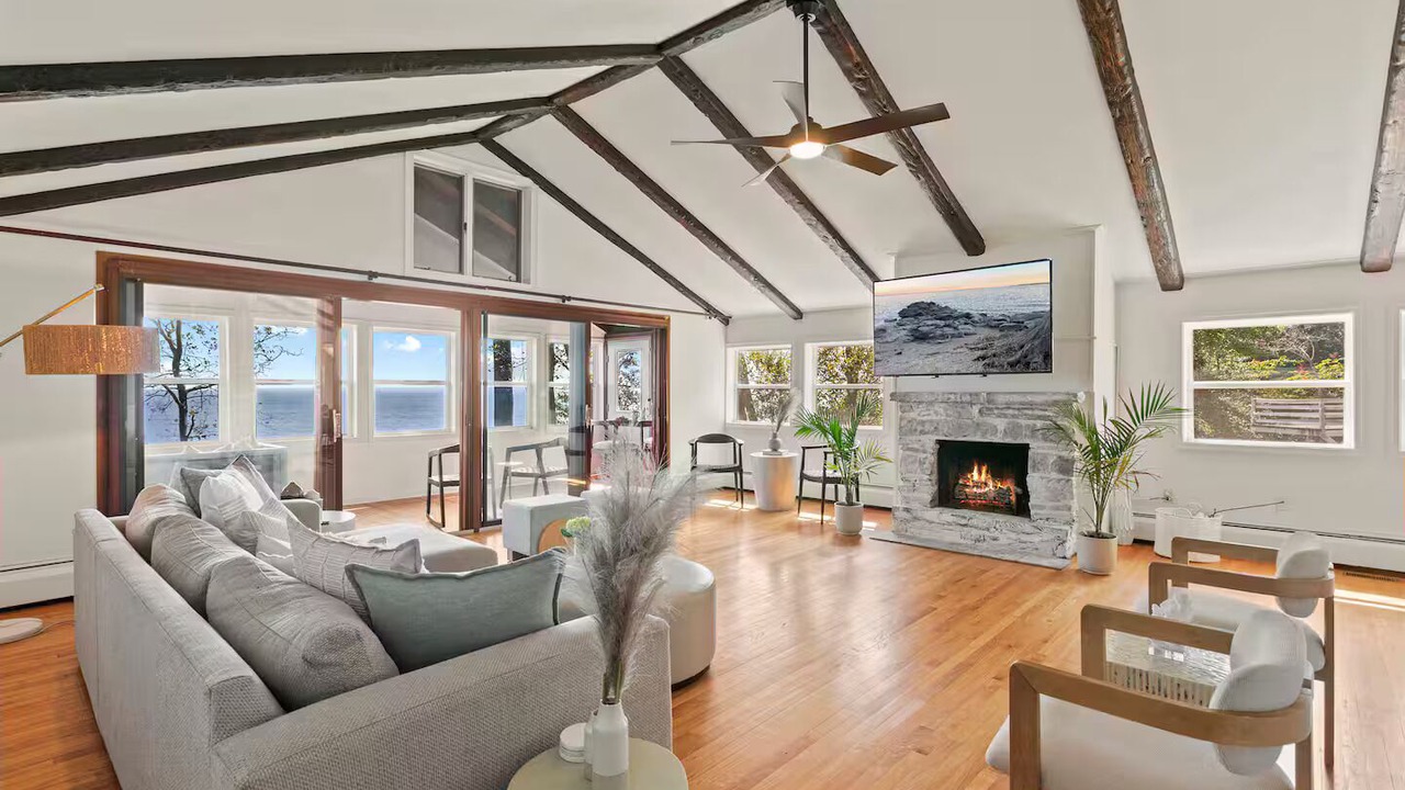 Photo of Livingroom in Chesapeake Ranch Estates-Drum Point
