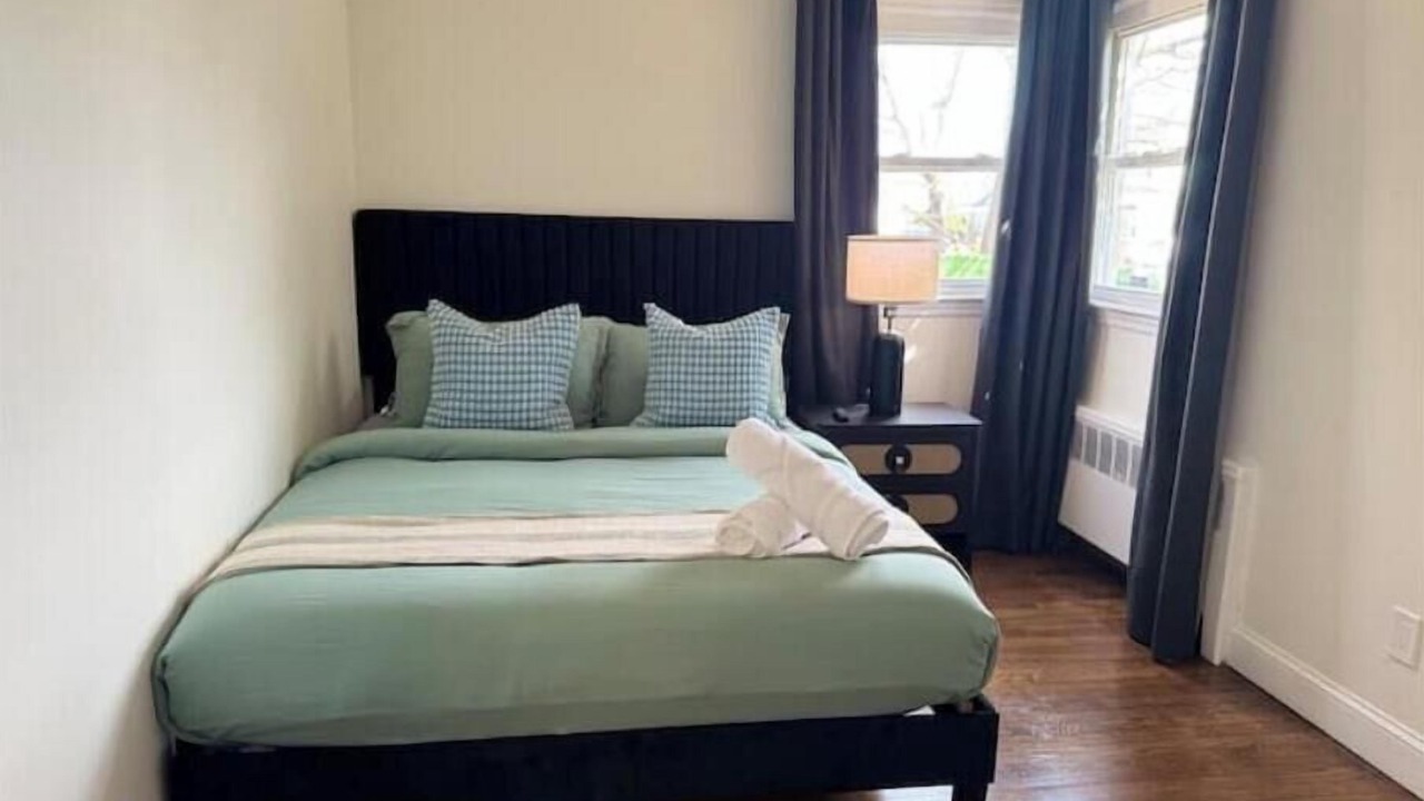 Photo of Bedroom in Hempstead